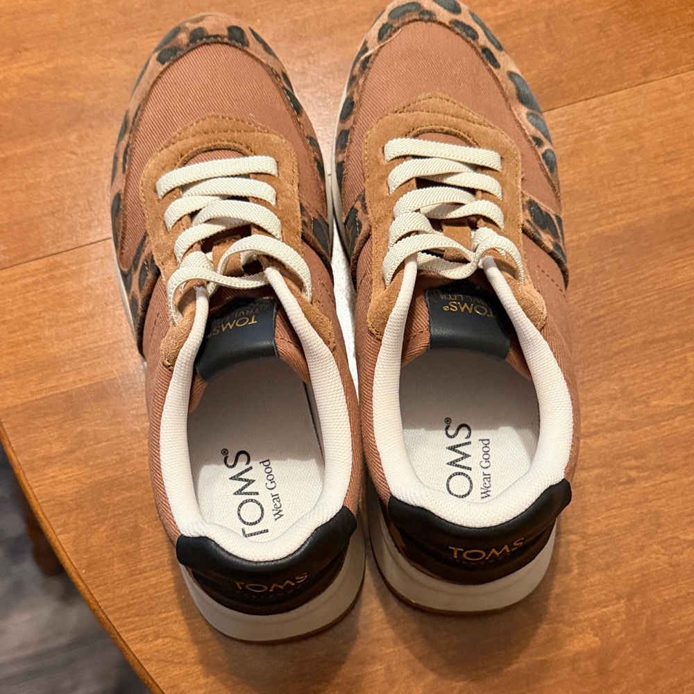 TOMS Wild Pattern Sneakers